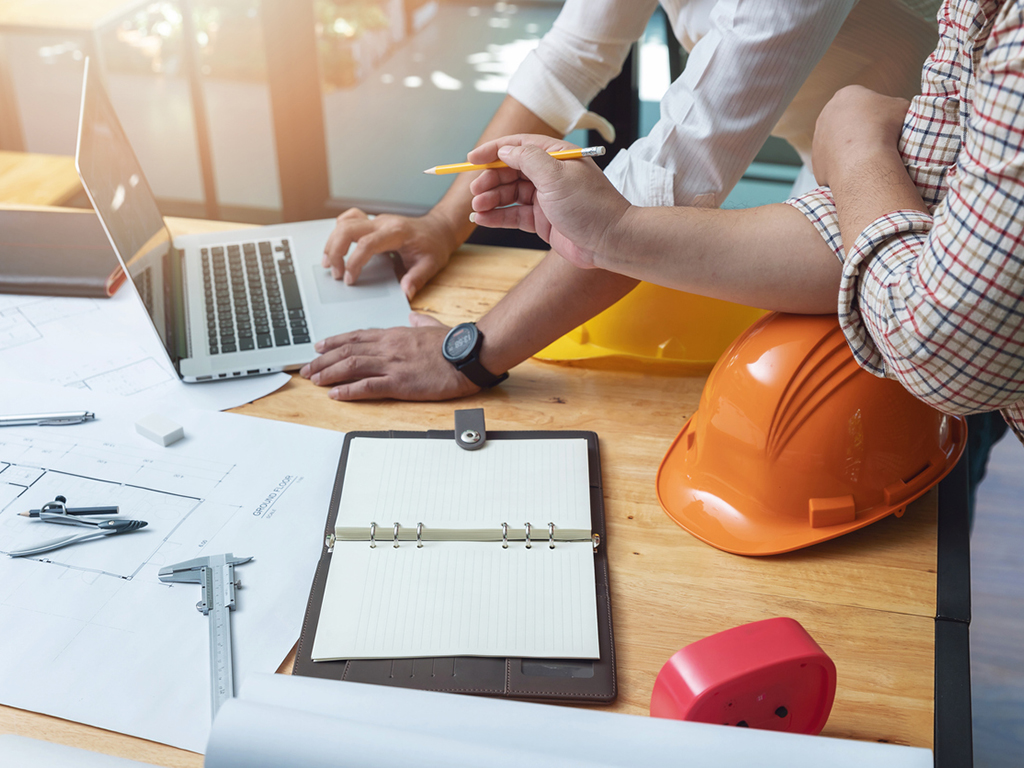Remote vs. On-Site Construction Estimators: Which Is Right for Your Project?